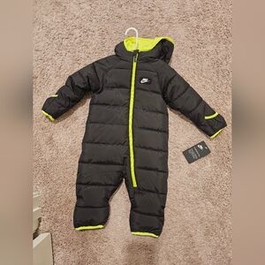 12m Nike snow suite